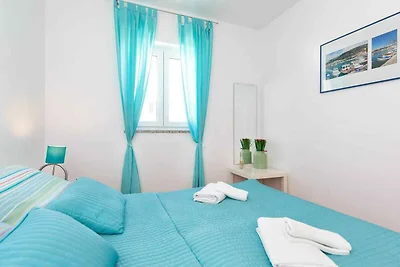 Ferienwohnung mit Balkon, Klima und Internet