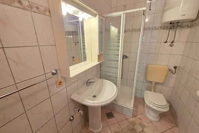 Ferienwohnung mit Montagepool und Grill