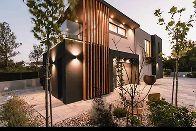 Ferienhaus mit Klimaanlage, Pool