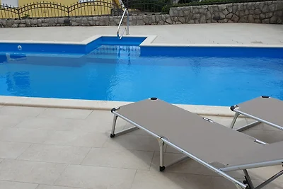 Ferienwohnung mit Pool zur gemeinsamen