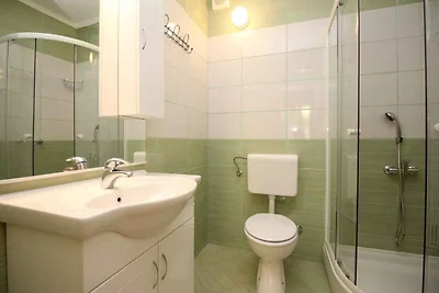 Ferienwohnung mit Terrasse und Klimaanlage