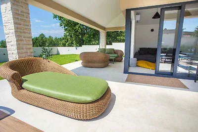 Villa mit Pool an der Westküste Istriens