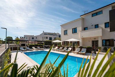 Ferienwohnung mit Pool nur 100m von Strand