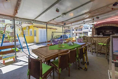 Ferienwohnung mit Klimaanlage und Balkon