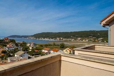 Appartamento Vacanza con famiglia Supetarska Draga