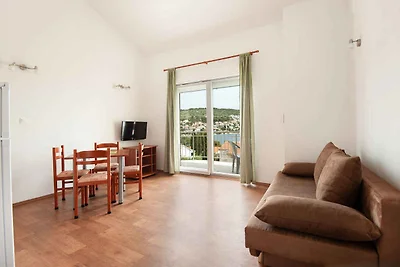 Ferienwohnung mit Klimaanlage, Balkon und Mee