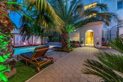 Ferienwohnung mit Pool und Whirpool
