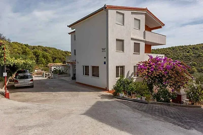 Wohnung mit Balkon, Meerblick und Gemeinschaf