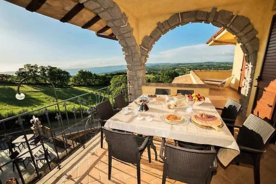Villa mit Whirlpool und Aussenpool