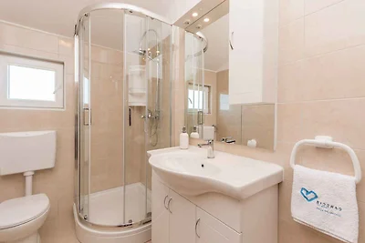 Ferienwohnung Familienfreundlich mit Klimaanl