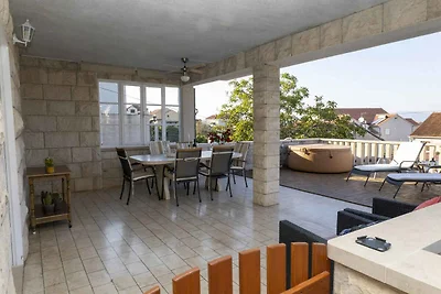 apartman za odmor Obiteljski odmor Supetarska Draga