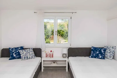 Ferienwohnung Familienfreundlich mit Klimaanl