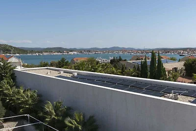 Charmante Ferienwohnung Nada auf Murter mit B