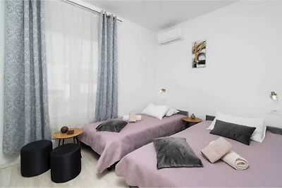 Ferienhaus mit Pool-Anlage und Klimaanlage