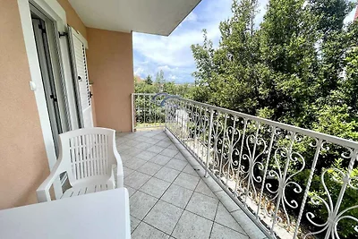 Studio mit Balkon und Klimaanlage