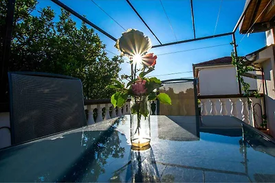 Ferienwohnung mit Klimaanlage und Balkon