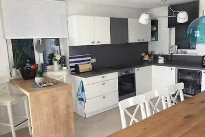 Ferienwohnung mit Klimaanlage und Balkon
