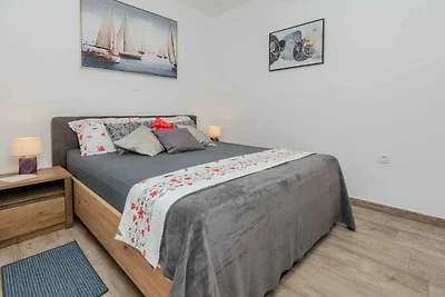 Gemütliche Erdgeschosswohnung Mutak für 2 Per