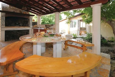 Villa mit Klimaanlage und Pool