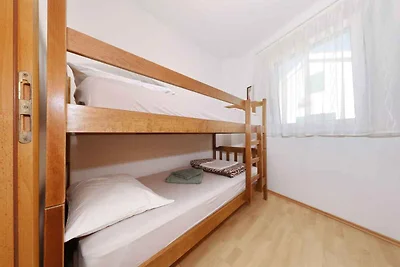 apartman za odmor Obiteljski odmor Turanj