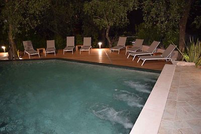 Ferienwohnung mit eigene Terrasse und Pool