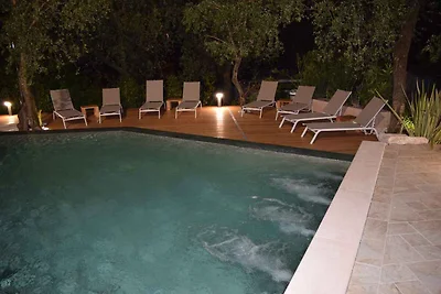 Ferienwohnung Mit Terasse und Pool