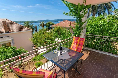 Ferienwohnung mit Balkon und Grill