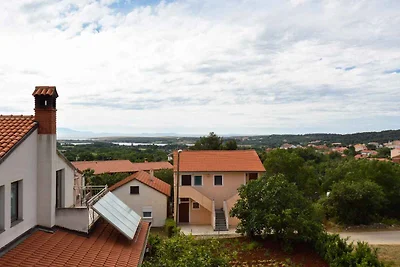 Ferienwohnung mit Terrasse und Klimaanlage