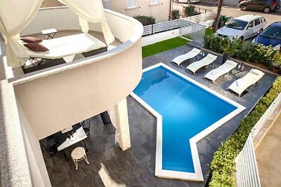 Ferienhaus mit Klimaanlage und Aussenpool