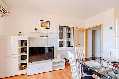 Ferienwohnung mit einen Balkon und Meerblick