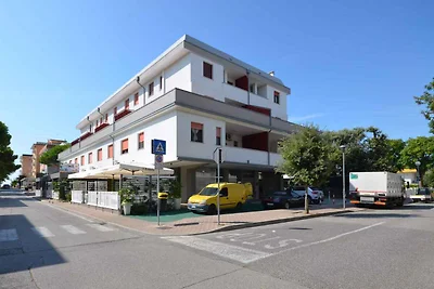 Ferienwohnung mit Klimaanlage und Balkon