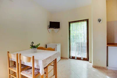 Charmante Unterkunft BISERKA in Mali Lošinj