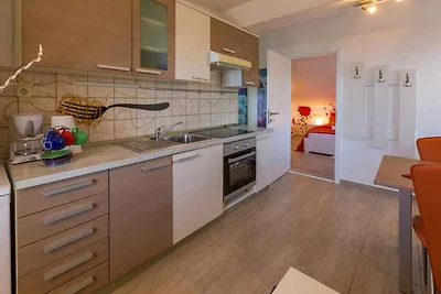 Ferienwohnung mit Balkon und Klimaanlage