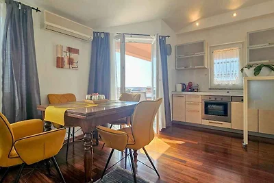 Ferienwohnung mit Klimaanlage, SAT-TV, WLAN u