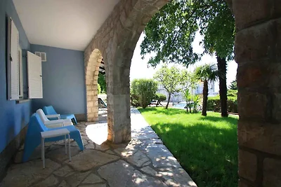 Ferienwohnung mit grosser Terrasse zur