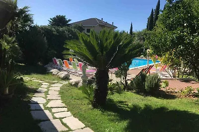 Ferienwohnung mit Klimaanlage und Pool