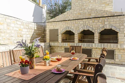Ferienwohnung mit Klimaanlage und Pool