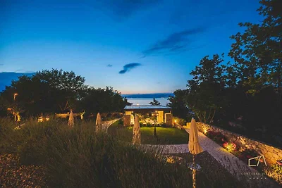 Ferienwohnung mit Balkon, Klimaanlage und