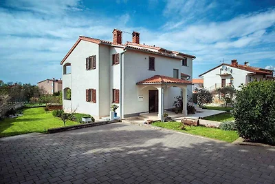 FerienWohnung mit Klimaanlage und Pool