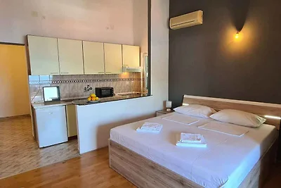 Charmantes Studio mit Meerblick in Milna auf 