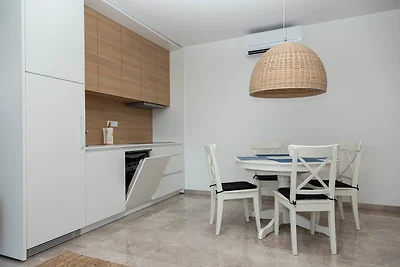 Ferienwohnung mit Terrasse und Klimaanlage