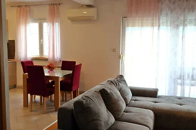Charmante Ferienwohnung Sarah in Čavle mit Ba