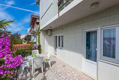 Ferienwohnung mit Terrasse und Meerblick