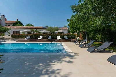 Villa mit beheiztem Pool, Whirlpool und Sauna