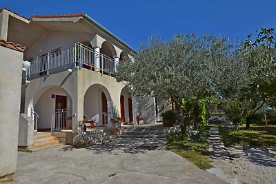 Ferienwohnung mit Terrasse und Klimaanlage