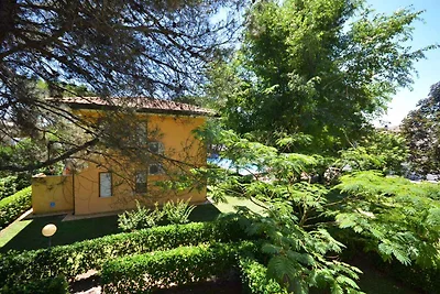 Ferienwohnung mit Klimaanlage und Balkon