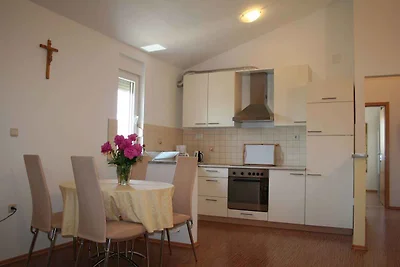 Ferienwohnung mit Balkon und Meerblick