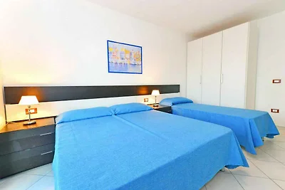 Ferienwohnung mit Klimaanlage und Balkon in d