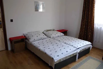 Ferienwohnung mit Pavillon und Pool