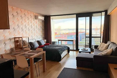 Ferienwohnung mit Balkon und Blick aufs